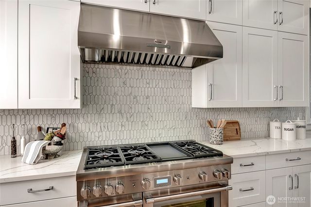 15033 SE 44th Street, Bellevue, WA 98006