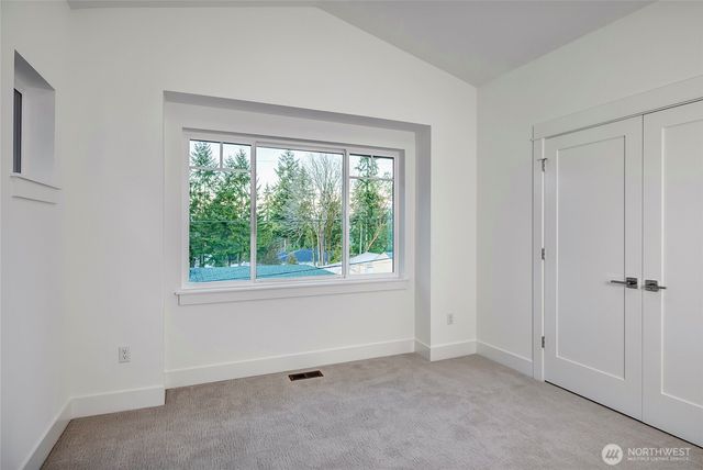 15033 SE 44th Street, Bellevue, WA 98006
