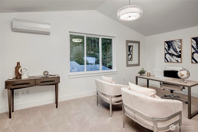 15033 SE 44th Street, Bellevue, WA 98006