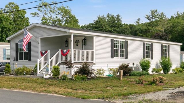 83 Caddy Drive, Salem, NH 03079