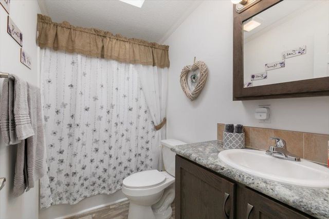 83 Caddy Drive, Salem, NH 03079