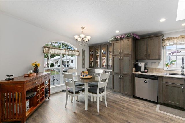 83 Caddy Drive, Salem, NH 03079