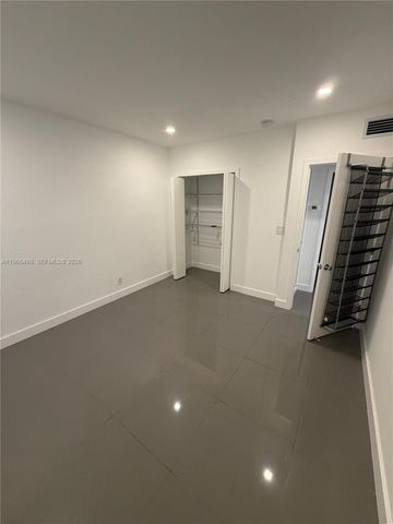 13105 Ixora Ct 107, North Miami, FL 33181