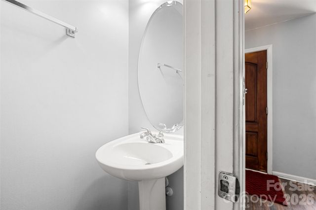 1315 Red Tallen Court, Charlotte, NC 28214