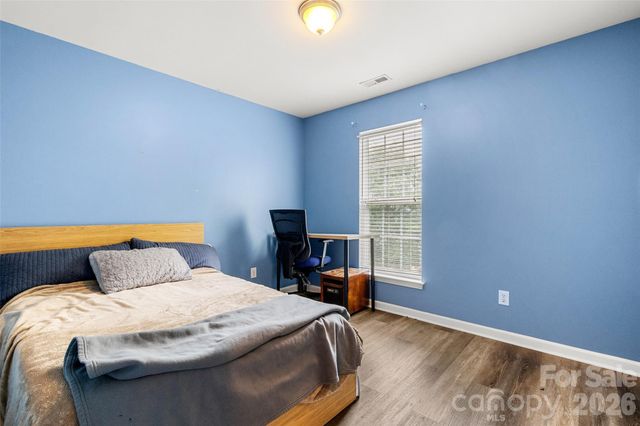 1315 Red Tallen Court, Charlotte, NC 28214