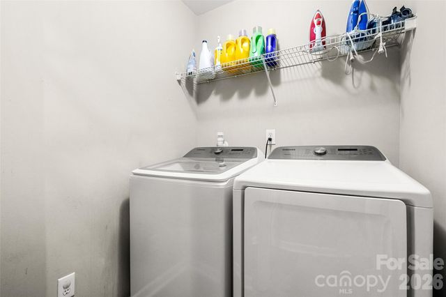 1315 Red Tallen Court, Charlotte, NC 28214