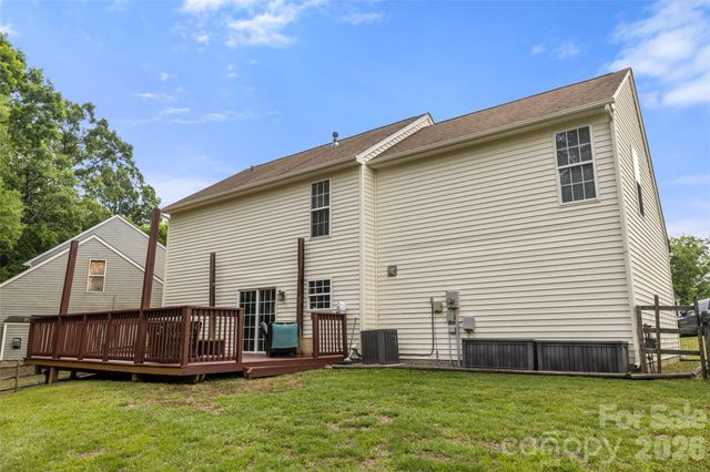 1315 Red Tallen Court, Charlotte, NC 28214