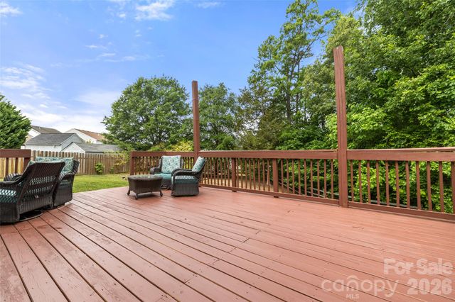 1315 Red Tallen Court, Charlotte, NC 28214
