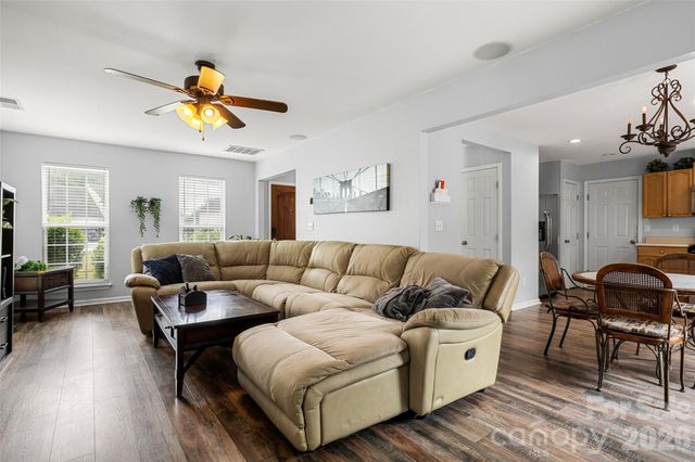 1315 Red Tallen Court, Charlotte, NC 28214