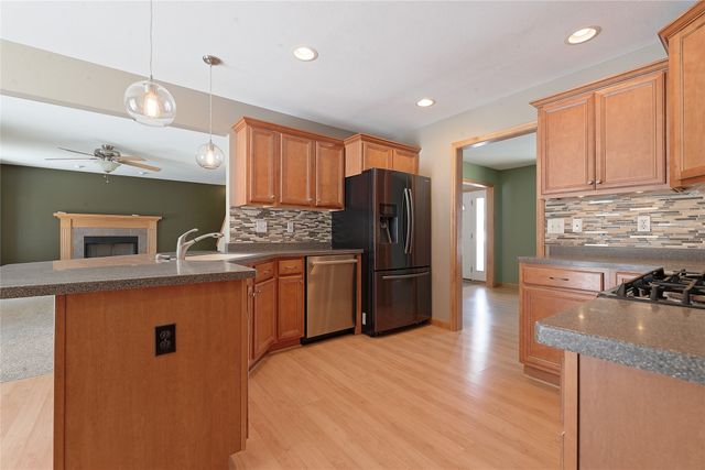 2709 LOVELAND Avenue, Erie, PA 16509