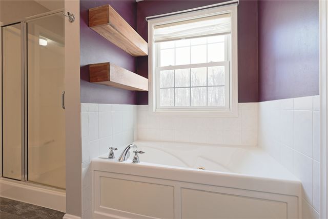 2709 LOVELAND Avenue, Erie, PA 16509