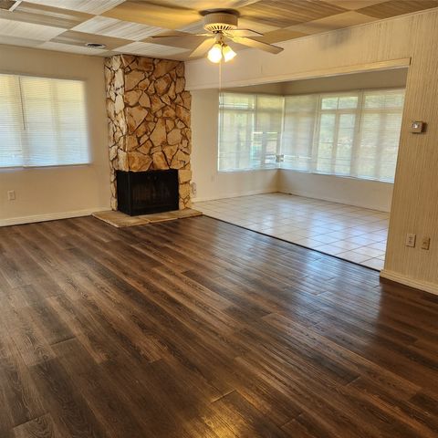 1907 N Bell Avenue, Denton, TX 76209