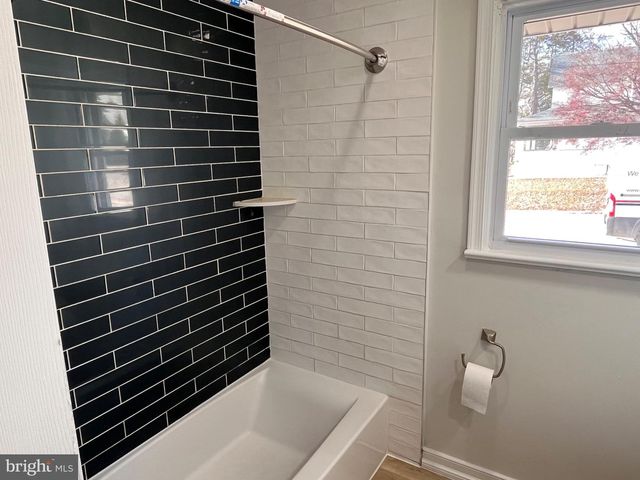 2 MAIN AVE, Wilmington, DE 19804