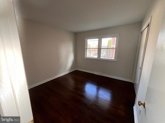 2 MAIN AVE, Wilmington, DE 19804