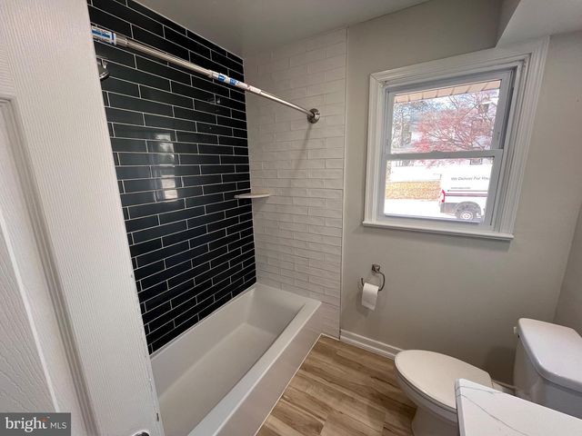 2 MAIN AVE, Wilmington, DE 19804