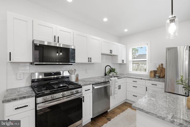 652 HEBRANK ST, Lancaster, PA 17603