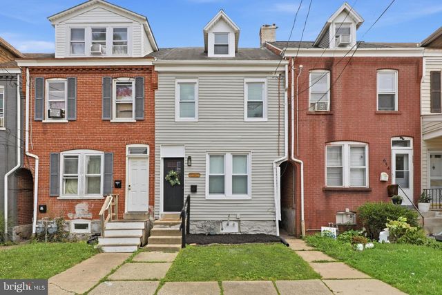 652 HEBRANK ST, Lancaster, PA 17603