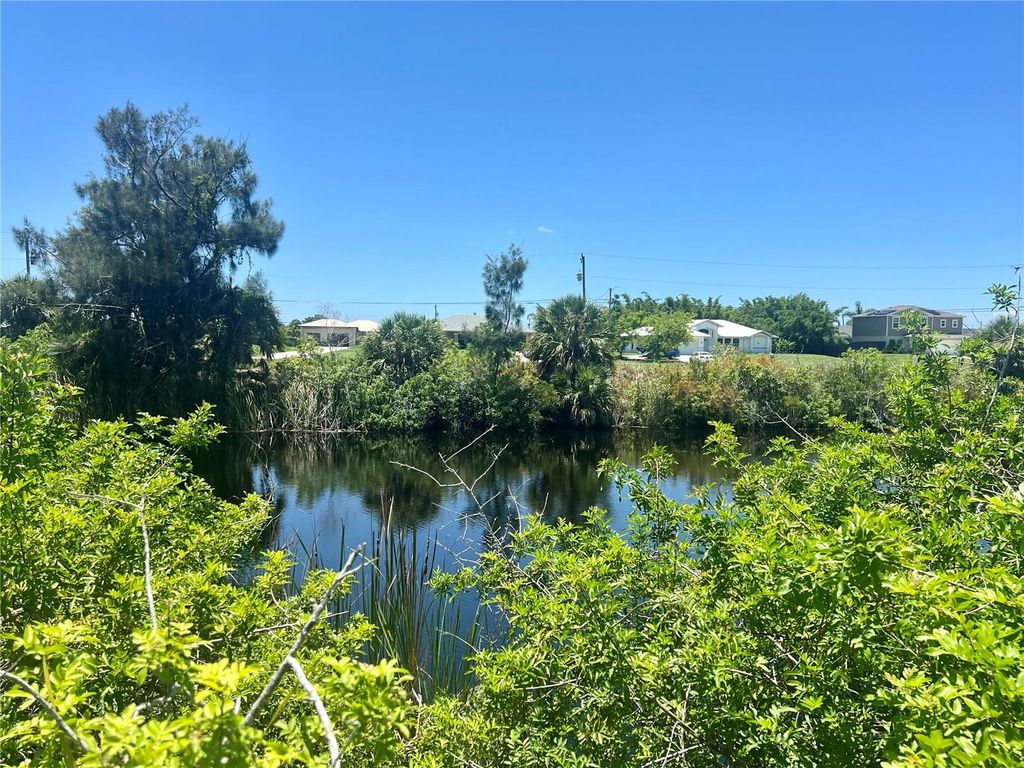 2110 NW 6TH PLACE, Cape Coral, FL 33993