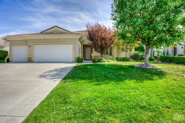 5815 Chadwick Hills Court, Bakersfield, CA 93306