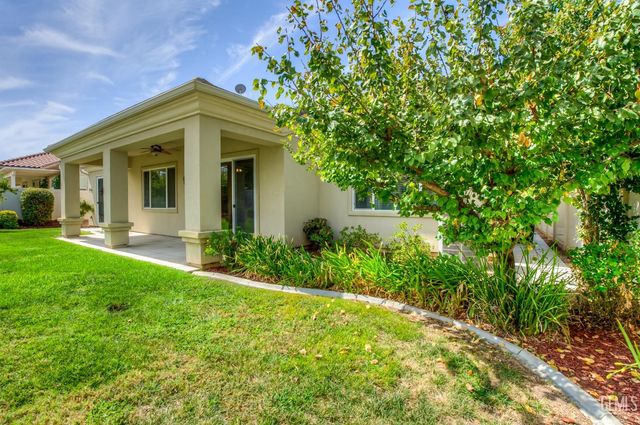 5815 Chadwick Hills Court, Bakersfield, CA 93306