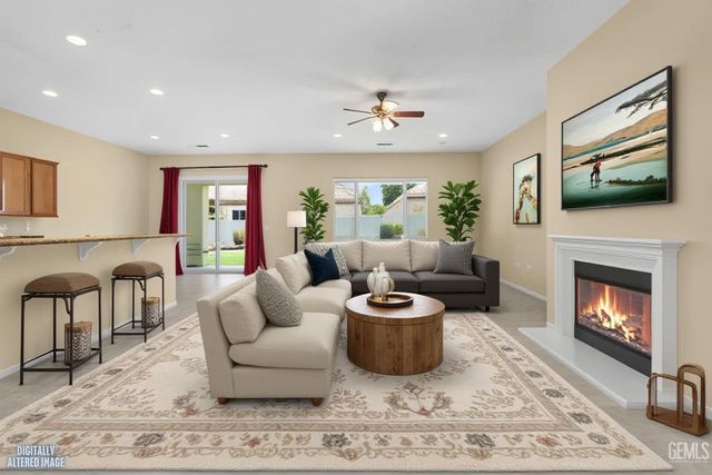 5815 Chadwick Hills Court, Bakersfield, CA 93306