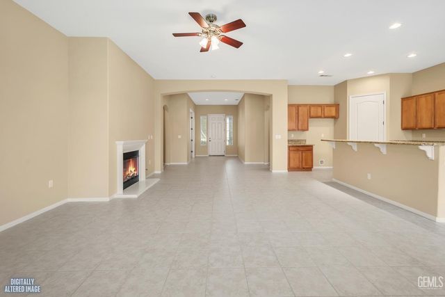 5815 Chadwick Hills Court, Bakersfield, CA 93306