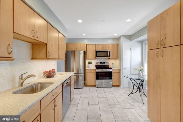 9607 SCOTCH HAVEN DR, Vienna, VA 22181