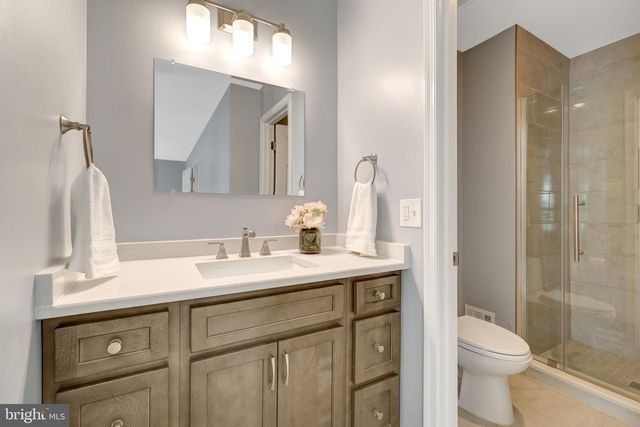 9607 SCOTCH HAVEN DR, Vienna, VA 22181