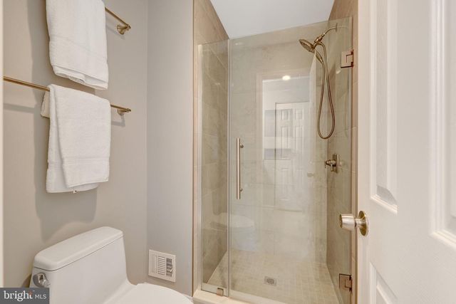 9607 SCOTCH HAVEN DR, Vienna, VA 22181