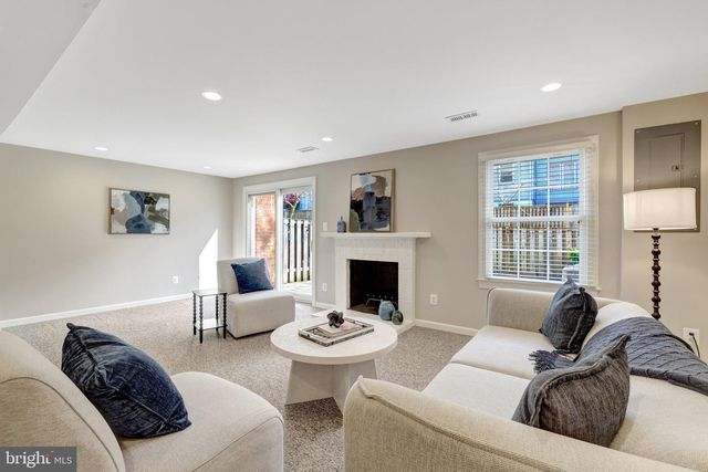 9607 SCOTCH HAVEN DR, Vienna, VA 22181