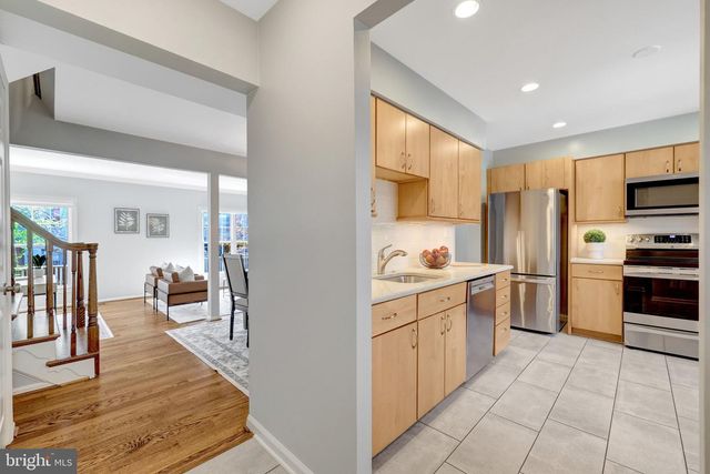 9607 SCOTCH HAVEN DR, Vienna, VA 22181