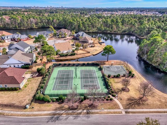 528 Walcott Dr., Myrtle Beach, SC 29579