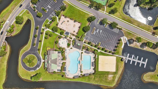 528 Walcott Dr., Myrtle Beach, SC 29579