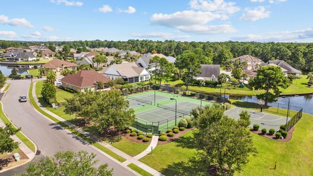 528 Walcott Dr., Myrtle Beach, SC 29579