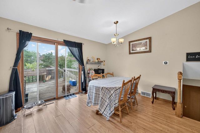 604 Robin Drive, Sun Prairie, WI 53590