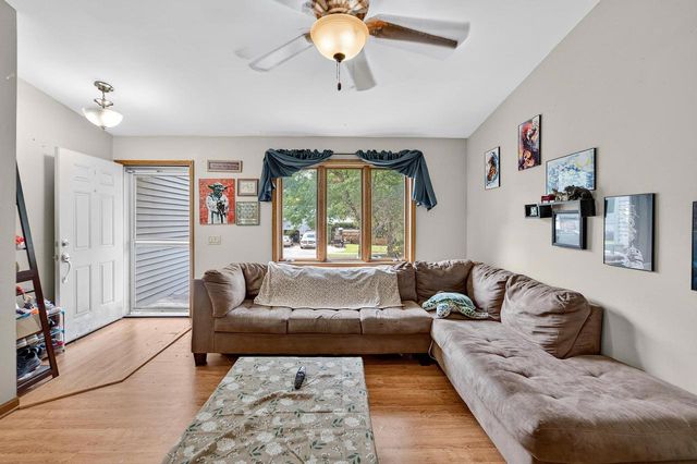 604 Robin Drive, Sun Prairie, WI 53590