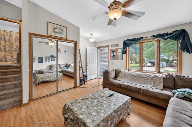 604 Robin Drive, Sun Prairie, WI 53590