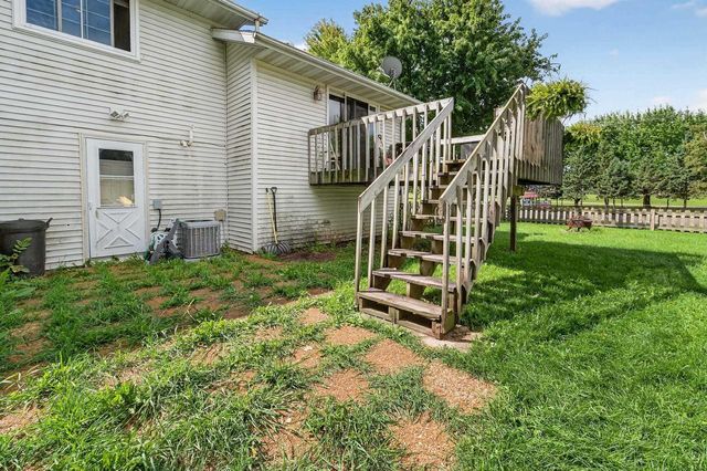 604 Robin Drive, Sun Prairie, WI 53590