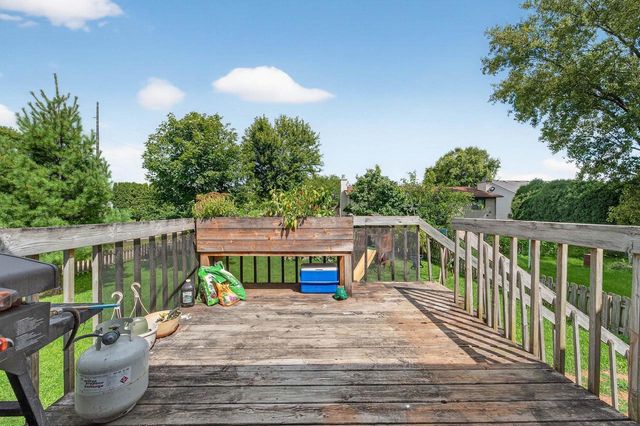 604 Robin Drive, Sun Prairie, WI 53590