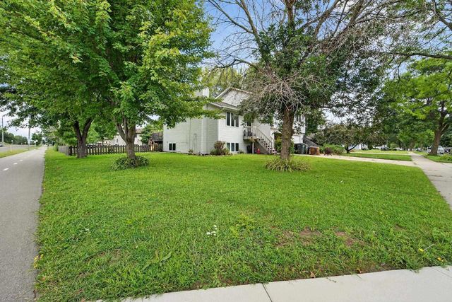 604 Robin Drive, Sun Prairie, WI 53590