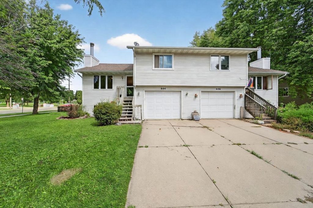 604 Robin Drive, Sun Prairie, WI 53590