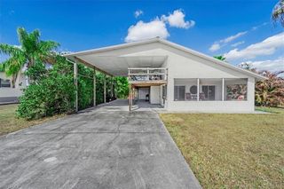 1079 Lock LN, Moore Haven, FL 33471