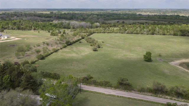 1 Dairy Farm Road, Chappell Hill, TX 77426