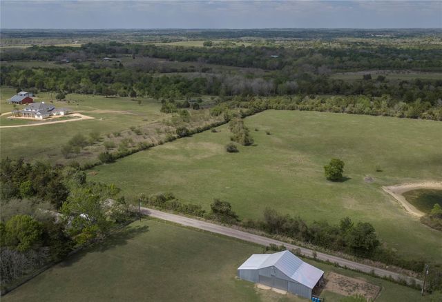1 Dairy Farm Road, Chappell Hill, TX 77426