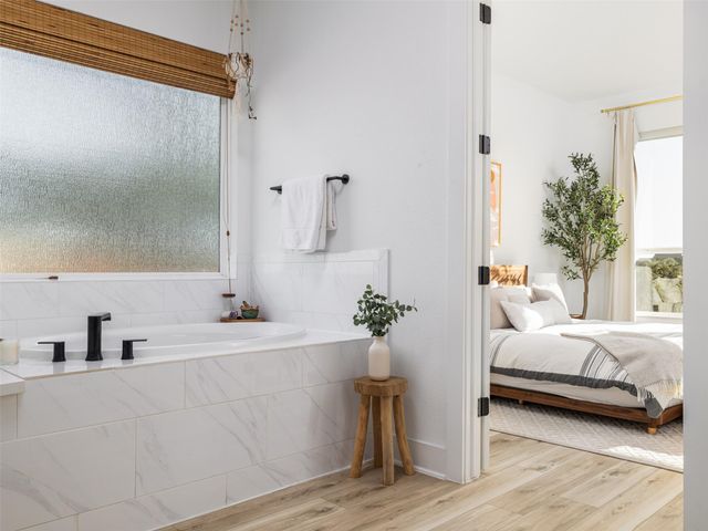 1308 Pink Granite BLVD, Dripping Springs, TX 78620