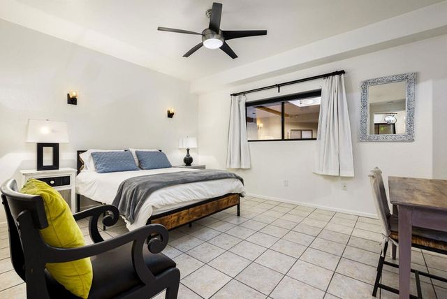 255 S Avenida Caballeros 302, Palm Springs, CA 92262