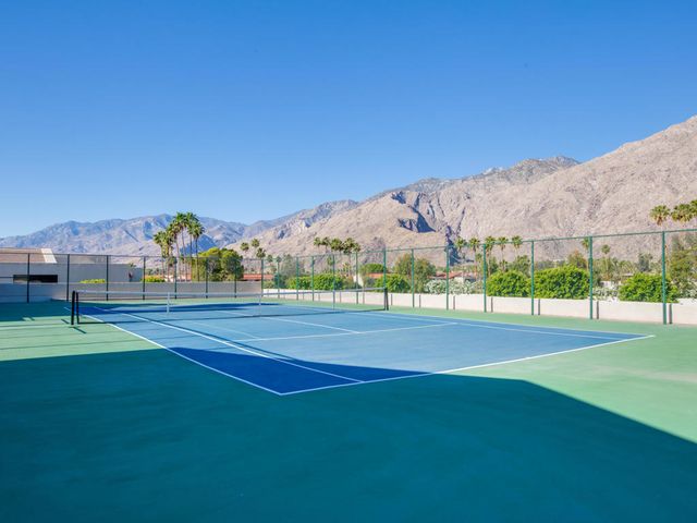 255 S Avenida Caballeros 302, Palm Springs, CA 92262