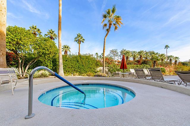 255 S Avenida Caballeros 302, Palm Springs, CA 92262