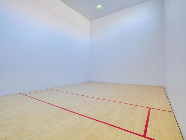 255 S Avenida Caballeros 302, Palm Springs, CA 92262