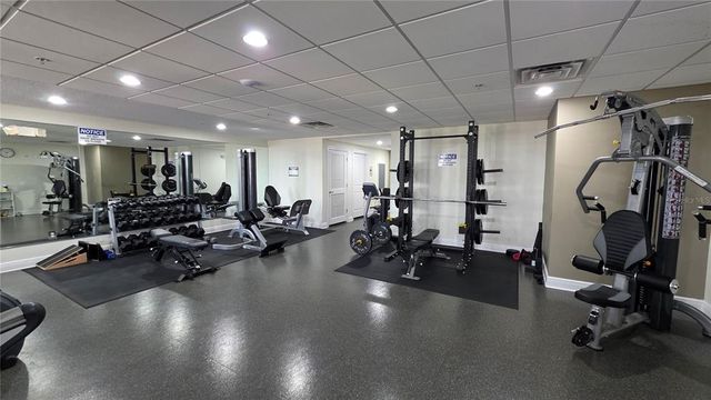 628 CLEVELAND STREET 905, Clearwater, FL 33755